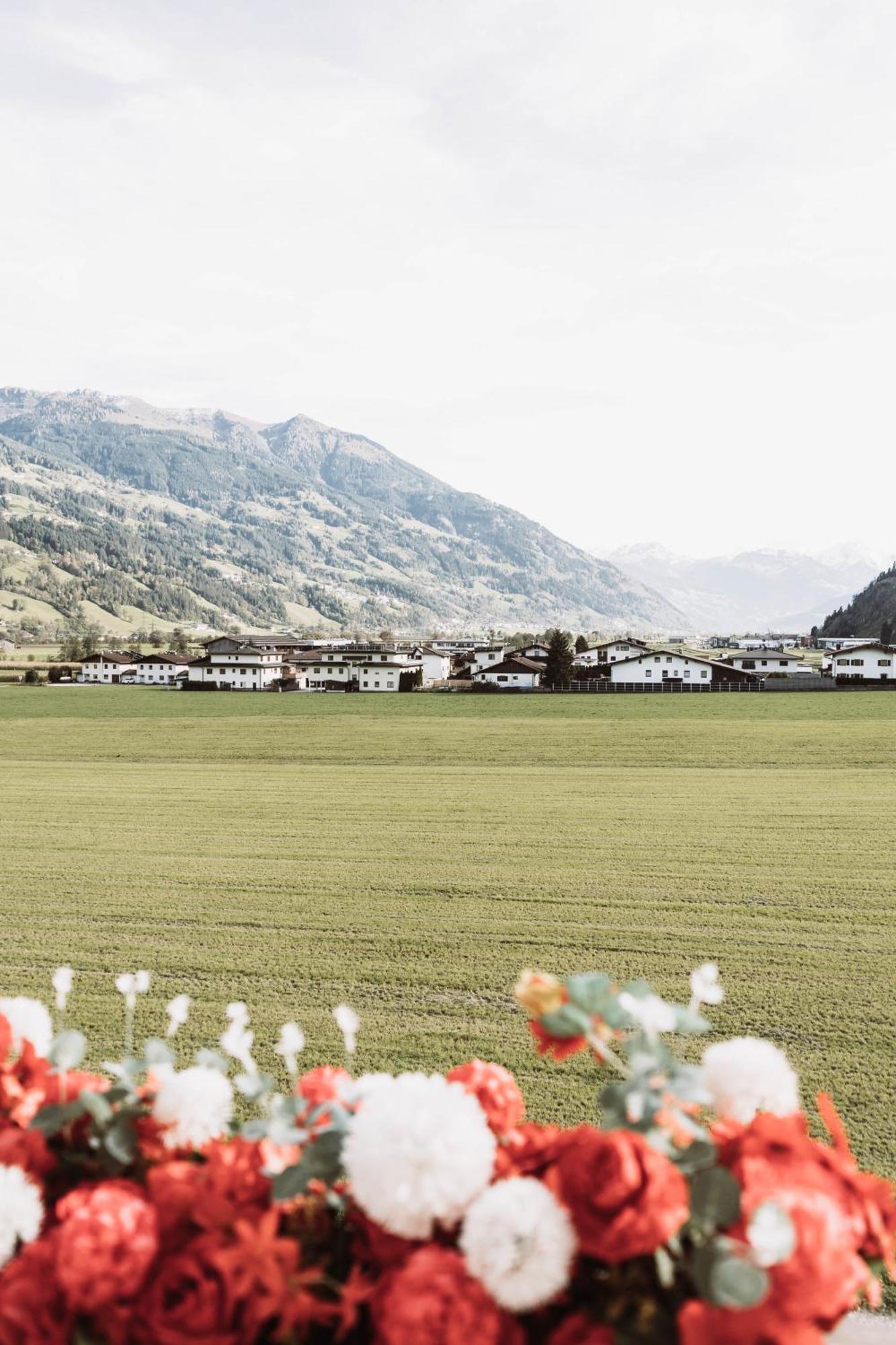 Lebe'Schlitters - Das Ferienapartmenthaus Im Zillertal Exterior foto