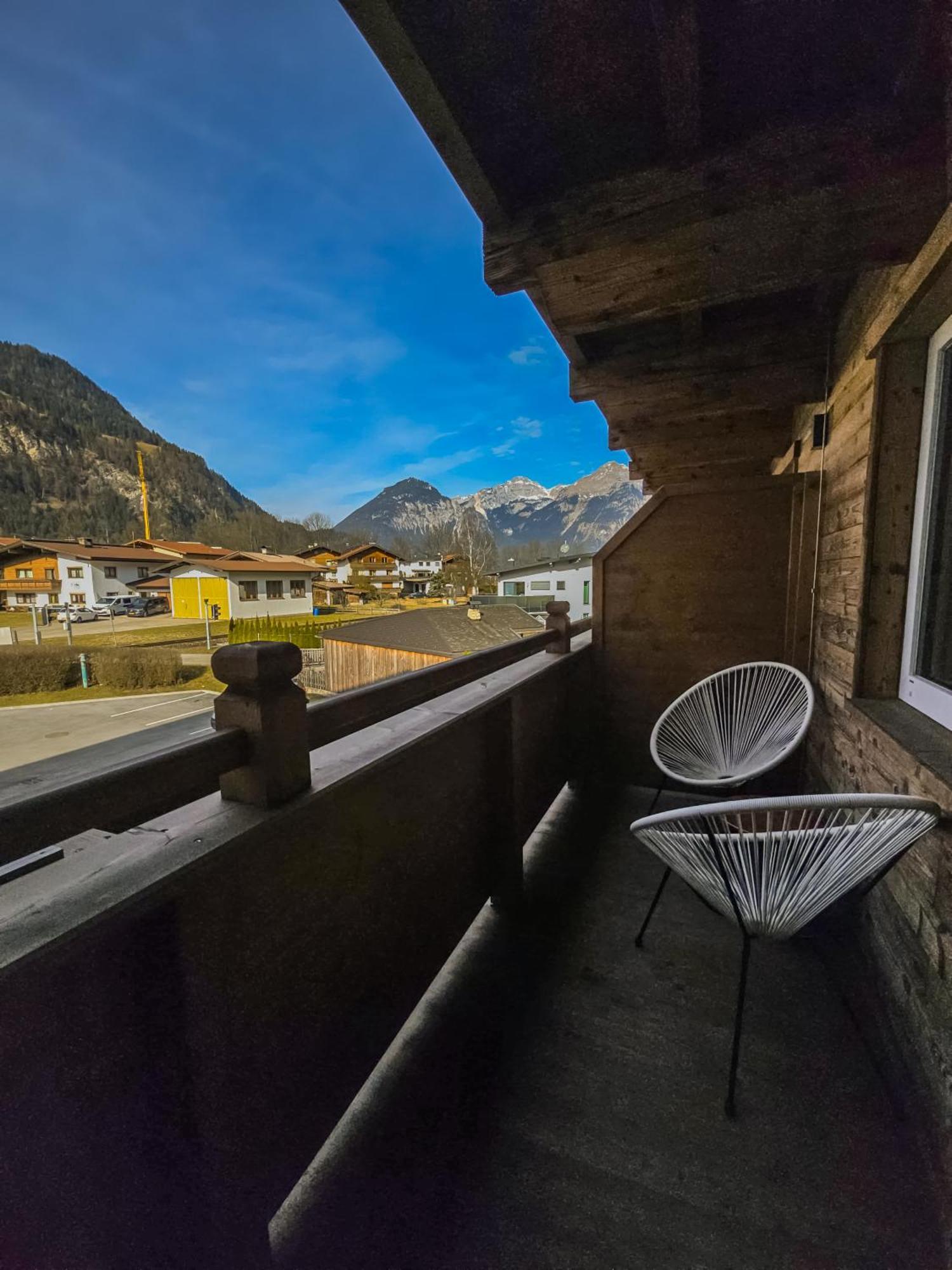 Lebe'Schlitters - Das Ferienapartmenthaus Im Zillertal Exterior foto