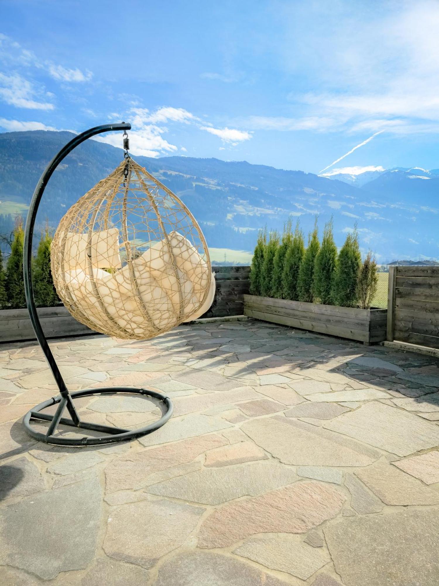 Lebe'Schlitters - Das Ferienapartmenthaus Im Zillertal Exterior foto
